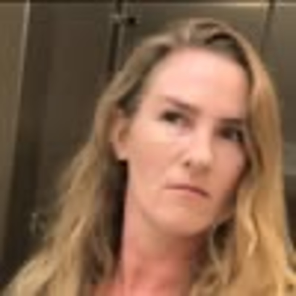 Meet your Posher, Yojji